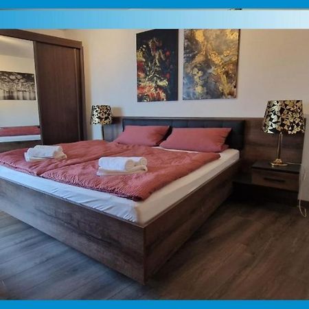 Hafenperle Ferienwohnung Am Alten Stadthafen In Oldenburg - Zentrale City Lage 外观 照片